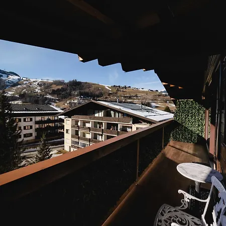 아파트 Penthouse Overview By Krone *